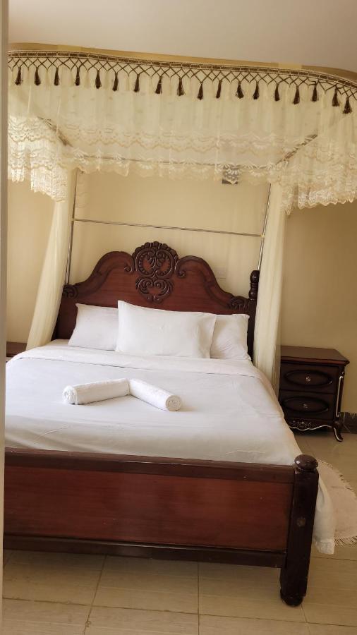 Ree Homestay And Safaris -Jkia Mlolongo Exteriör bild